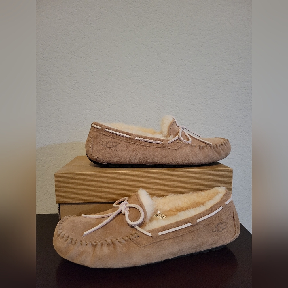 UGG Women's Suede Moccasin Slipper - Sand/Tan - Picture 6 of 7